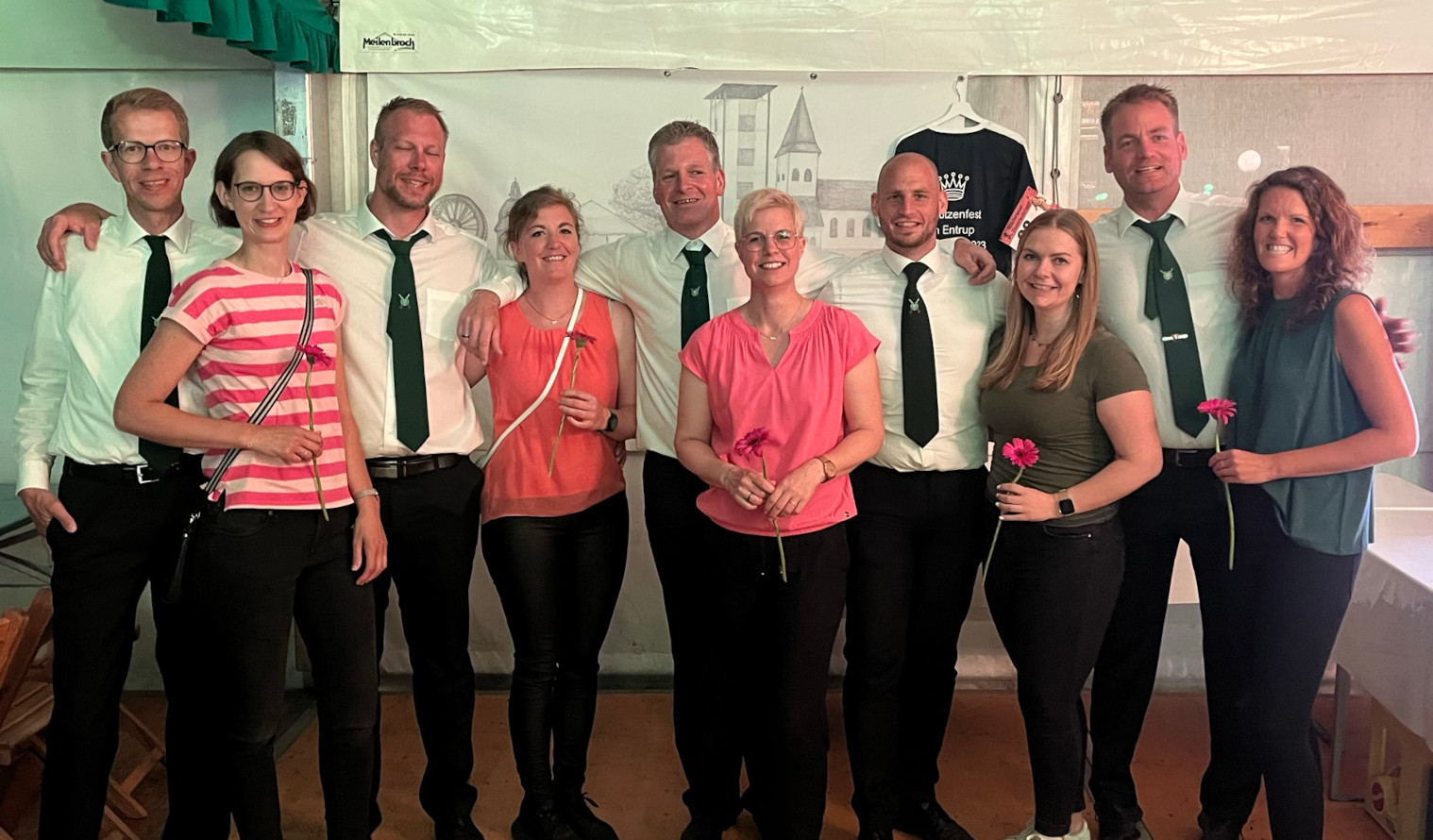 Bekanntgabe des neuen Königspaares beim Schützenfest 2023